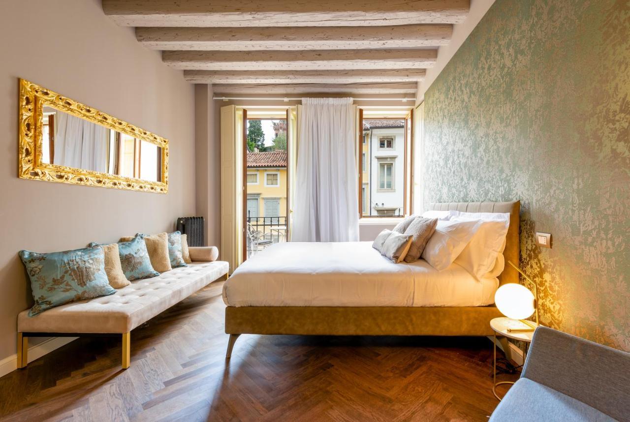 Mercatovecchio Luxury Apartments 우디네 외부 사진
