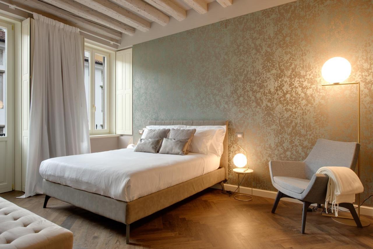 Mercatovecchio Luxury Apartments 우디네 외부 사진